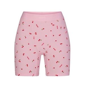 skims soft lounge boxers in cherry blossom